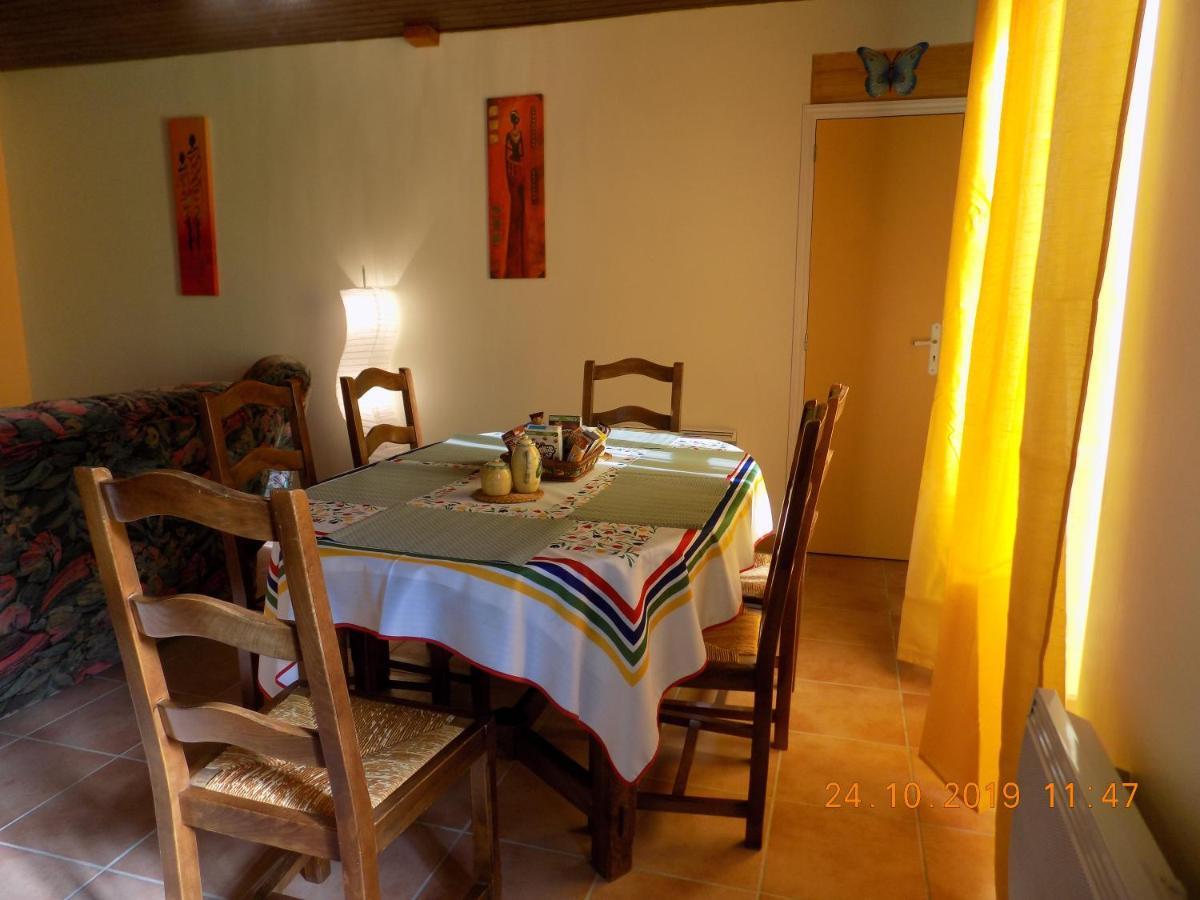 Les Papillons Villa Vrolle Екстериор снимка